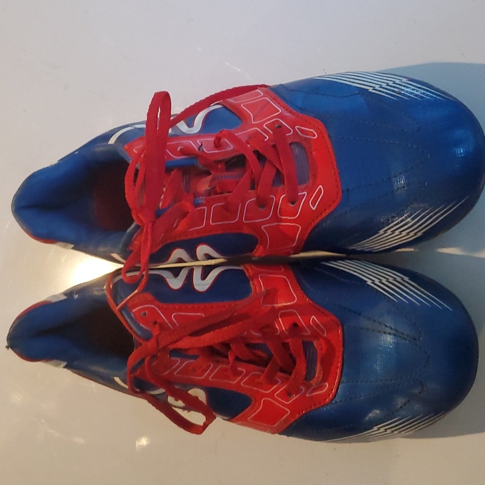 Mitre soccer shoes